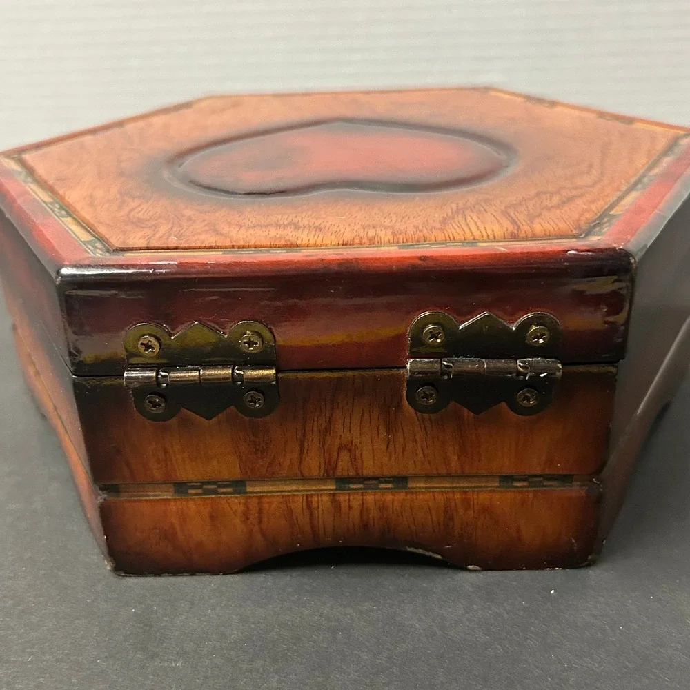 Vintage Music Jewelry Box Inlaid Heart Hexagon Hinged Lid with Mirror 8.5x7.5x3